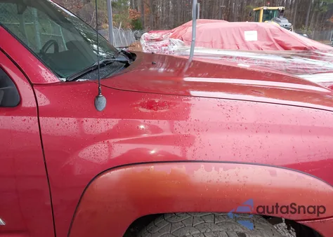 2005 Toyota Tacoma Prerunner V6 from USA, damaged, VIN 5TETU62N95Z108301